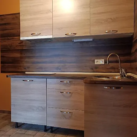 Astara Apartment *